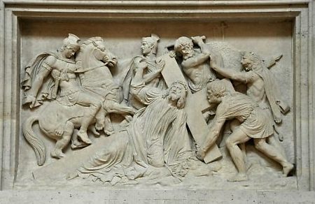 Sculpture du Chemin de Croix de James Pradier, "Jésus tombe sous le poids de la Croix"