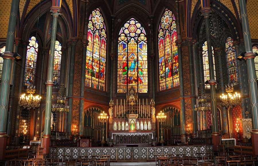 Le chœur de l'église Saint-Eugène
