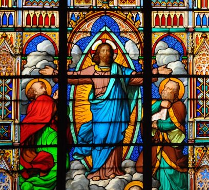 Vitrail central de l'abside : La Transfiguration