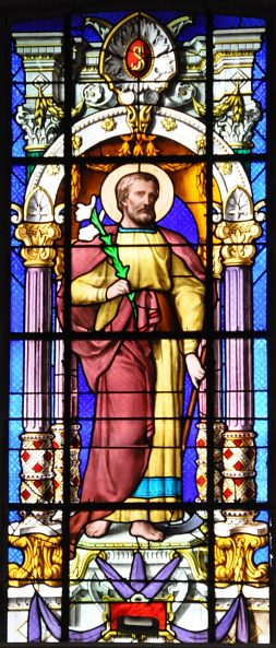 Vitrail «Saint Joseph portant un lys»