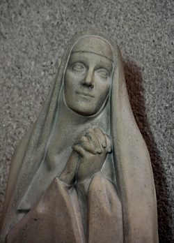 Statue de sainte Rita