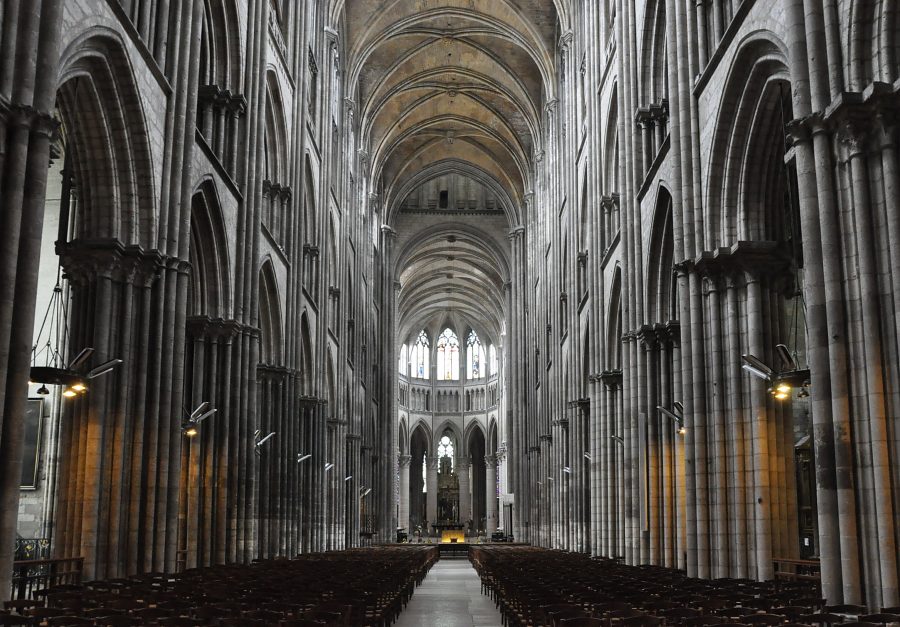 Vue d'ensemble de la nef de la cathédrale de Rouen
