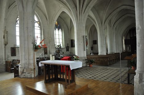 La nef et le bas-côté sud depuis l'abside