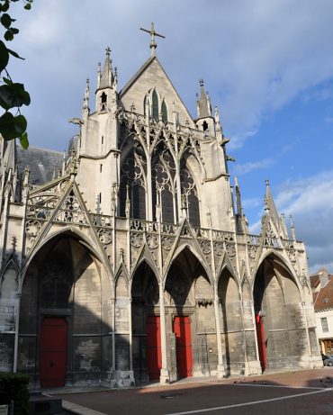 La façade occidentale de Saint-Urbain